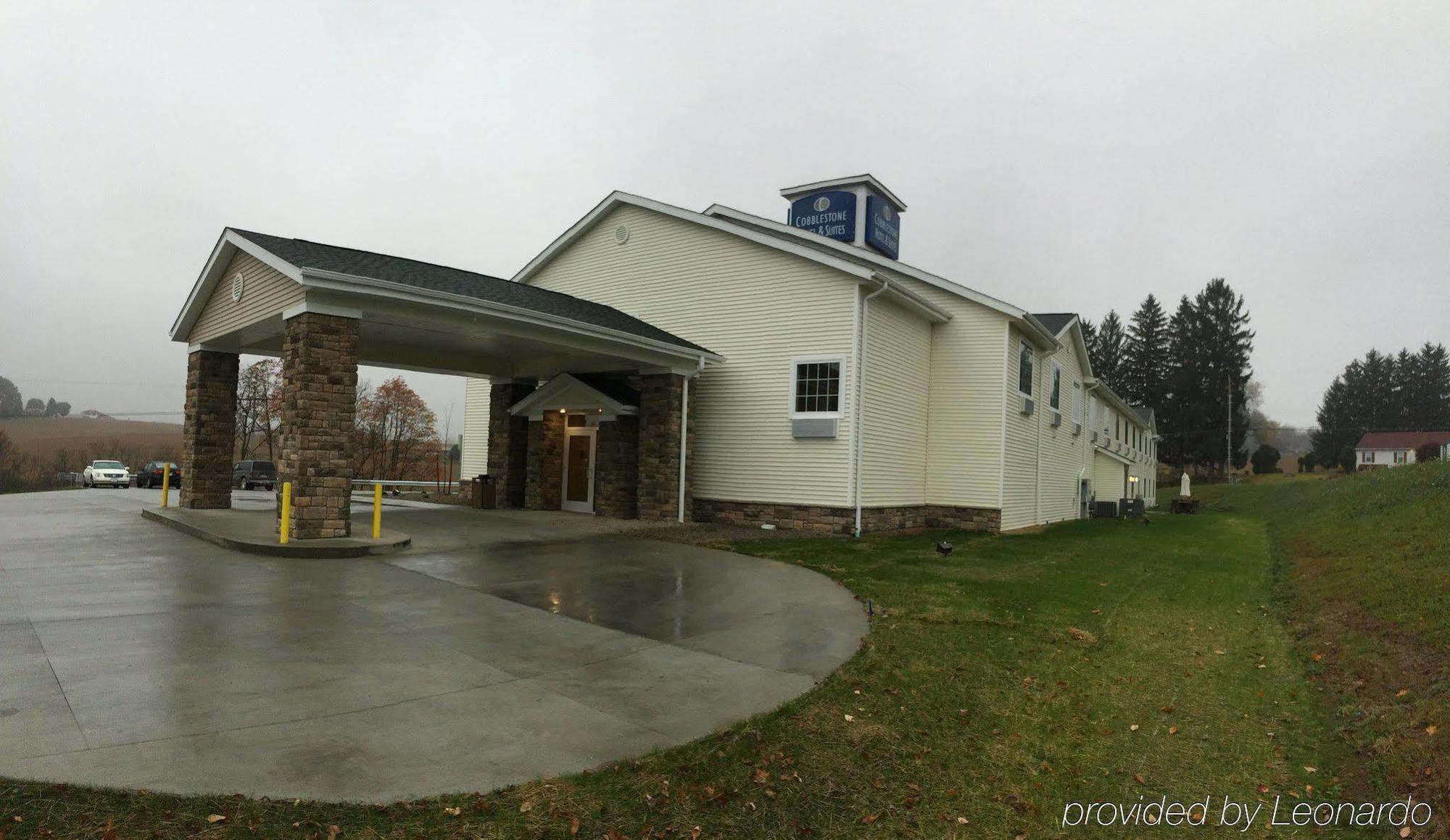 Cobblestone Hotel & Suites - Punxsutawney Exteriör bild