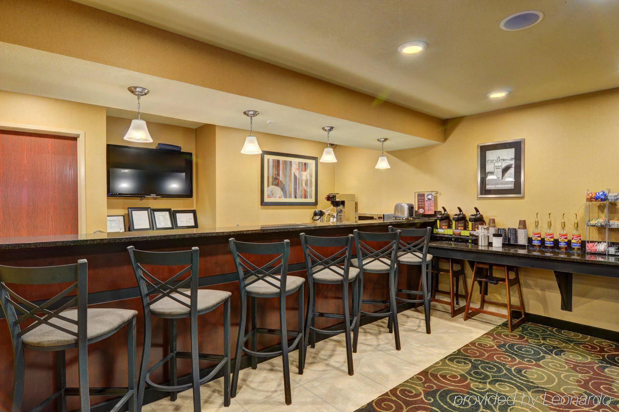 Cobblestone Hotel & Suites - Punxsutawney Exteriör bild